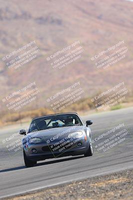 media/Oct-09-2022-Extreme Speed (Sun) [[a34e269be1]]/5-Blue/session 1 Skid Pad/